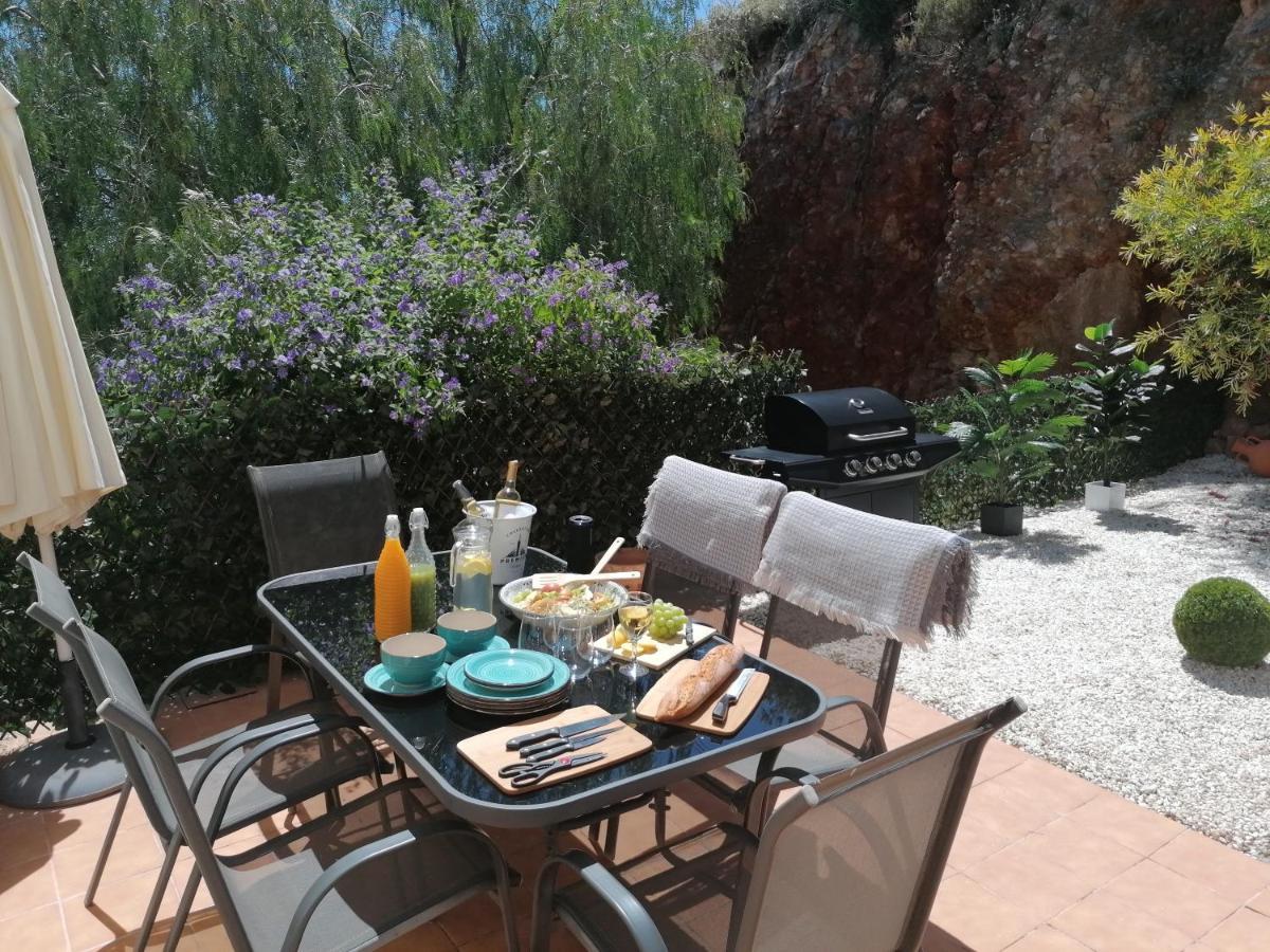 Exquisite Modern 2-Bed House In El Pinar De Bedar Villa Buitenkant foto